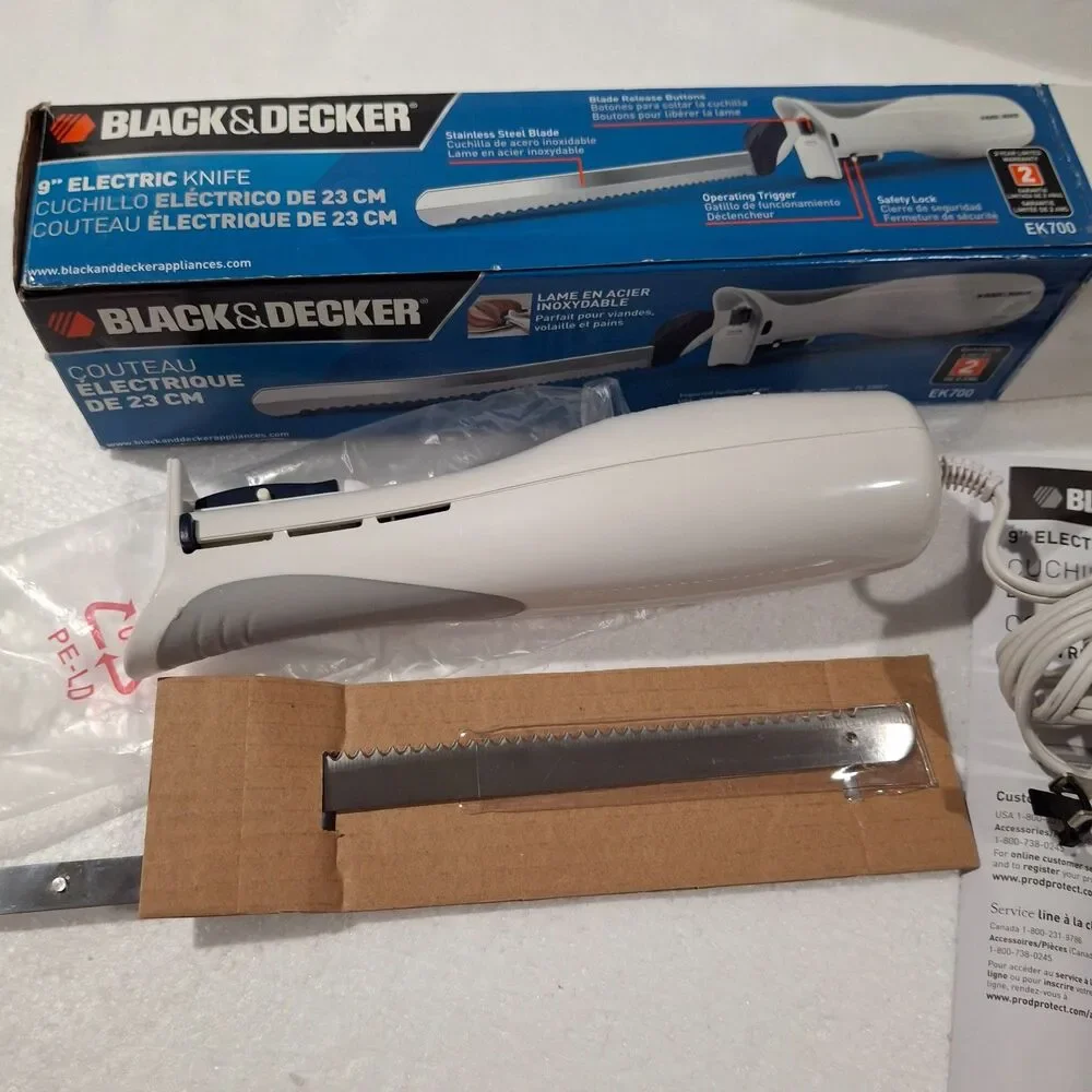 Black & Decker Home 9 inch Electric Carving Knife Model EK700 Open Box